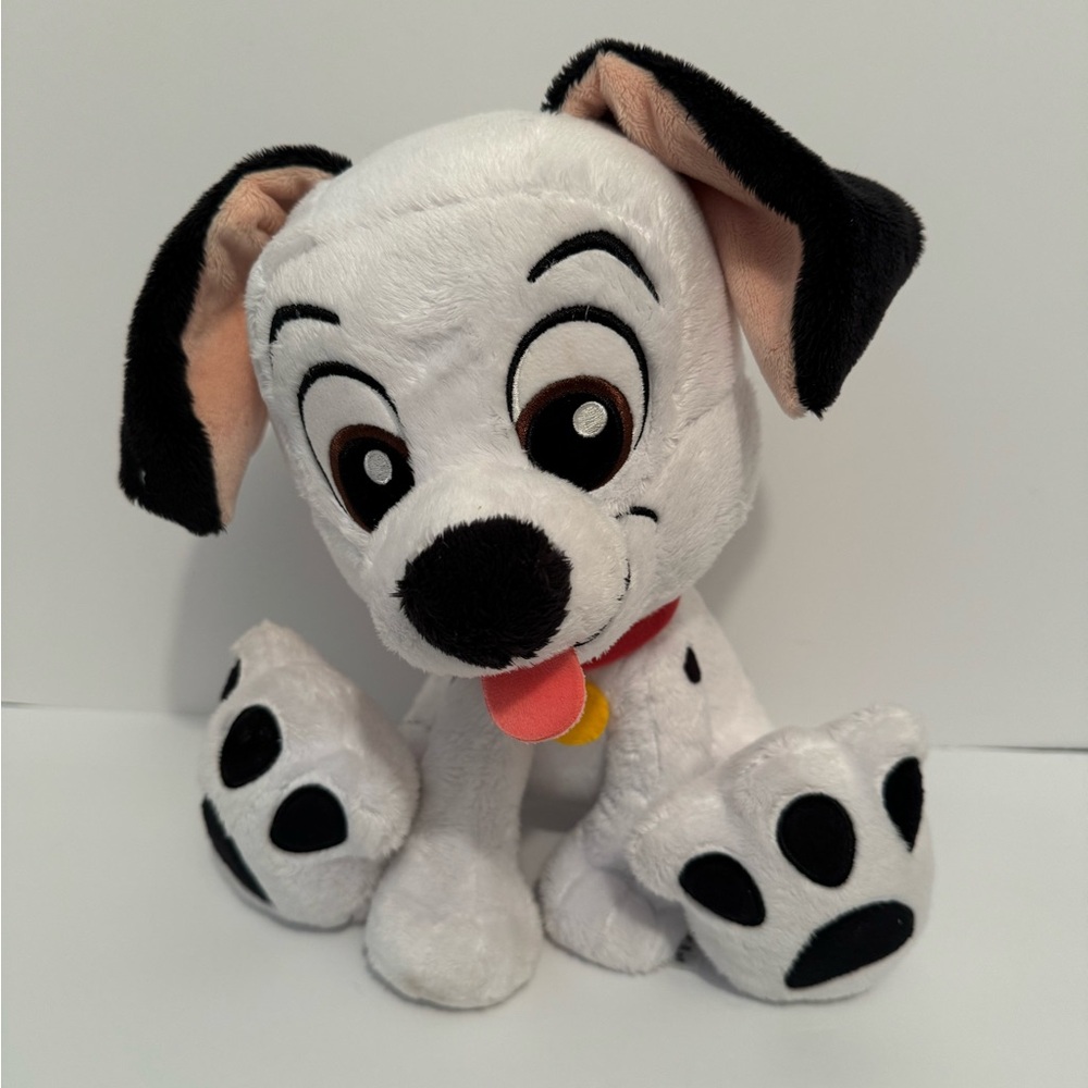Disney Parks 101 Dalmatians Lucky 10 inch Big Feet Plush Doll